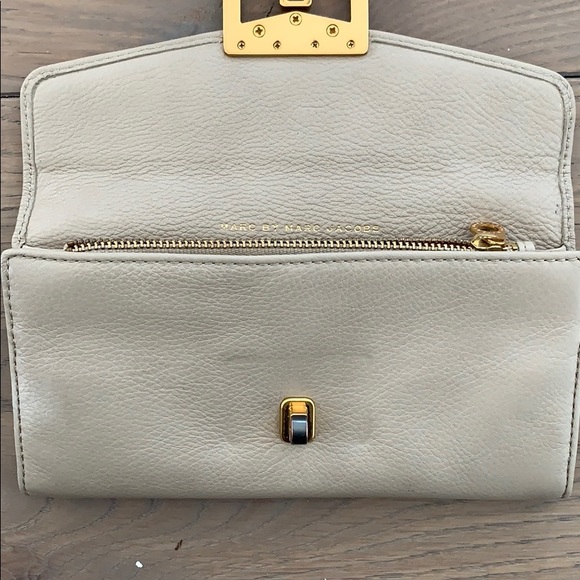 Marc by Marc Jacobs wallet - Picture 3 of 4